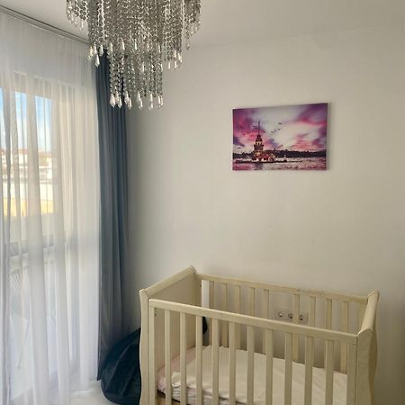White Luxury Apartment Sibiu Bagian luar foto