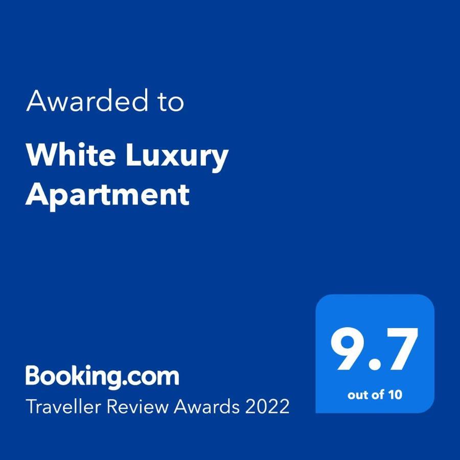White Luxury Apartment Sibiu Bagian luar foto