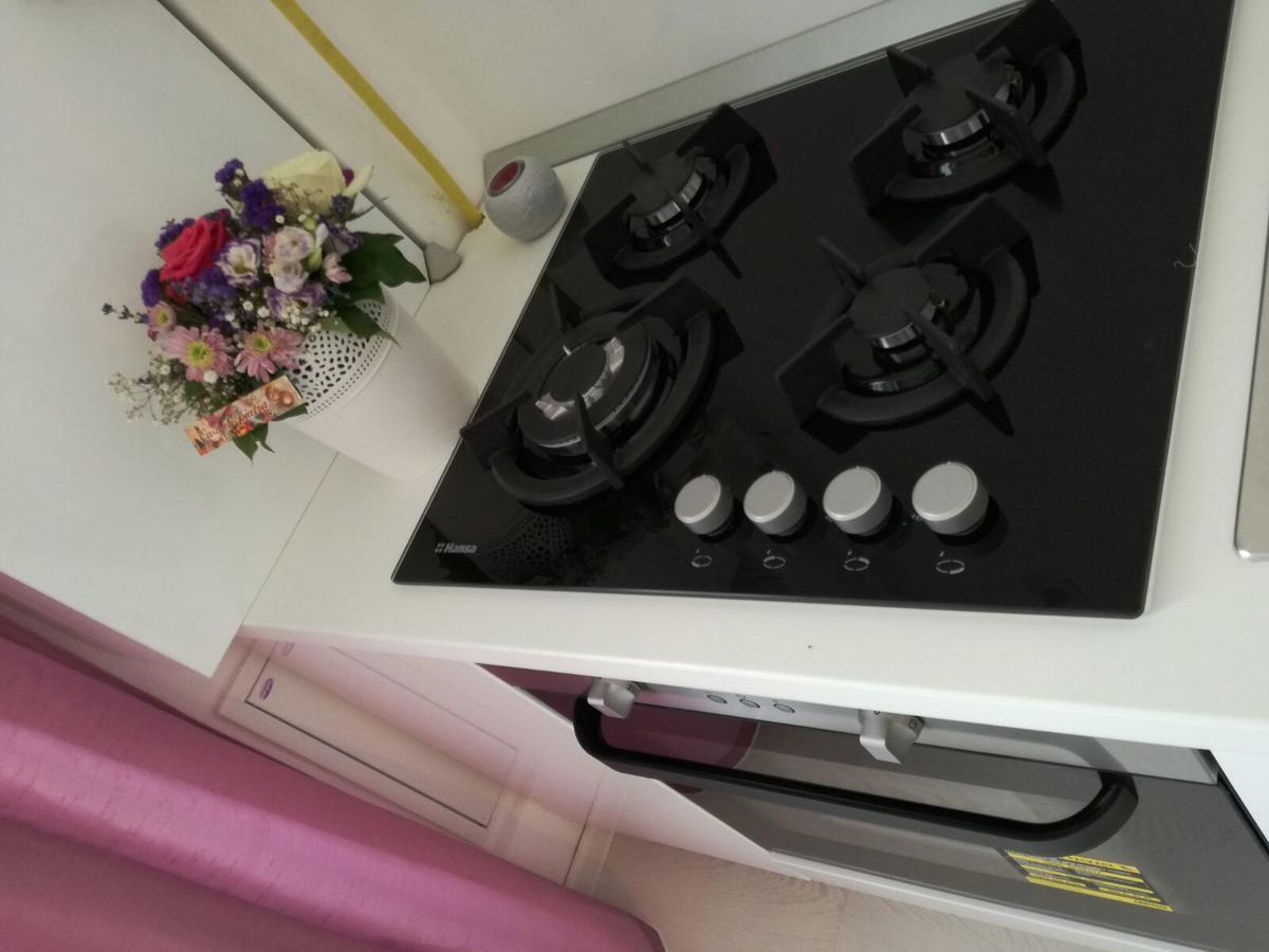 White Luxury Apartment Sibiu Bagian luar foto