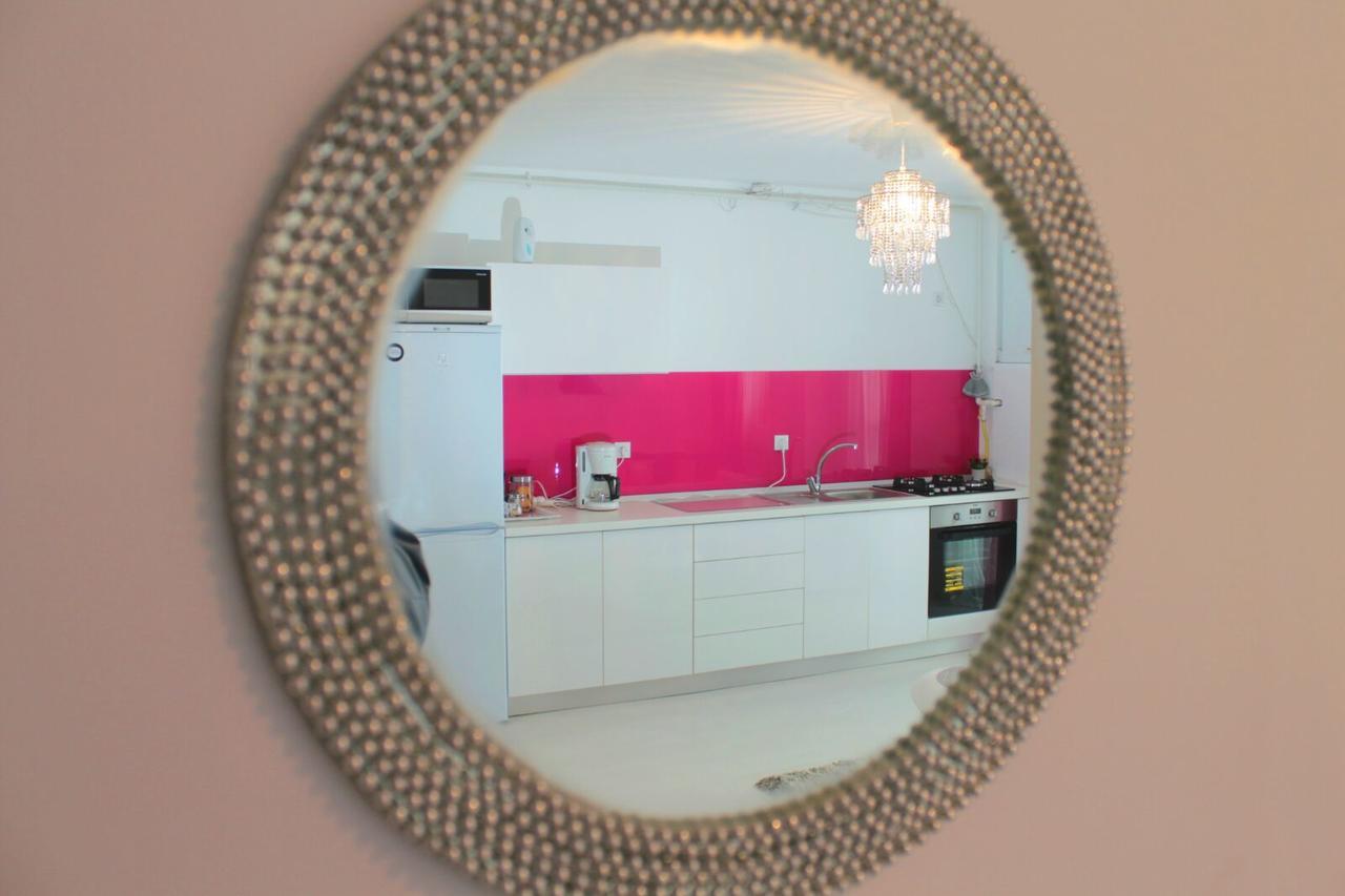 White Luxury Apartment Sibiu Bagian luar foto