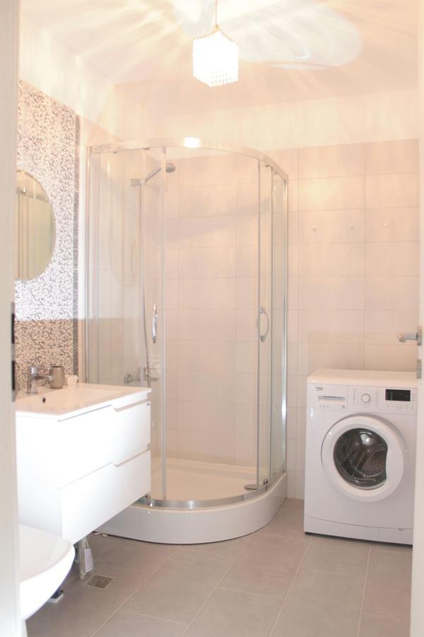 White Luxury Apartment Sibiu Bagian luar foto